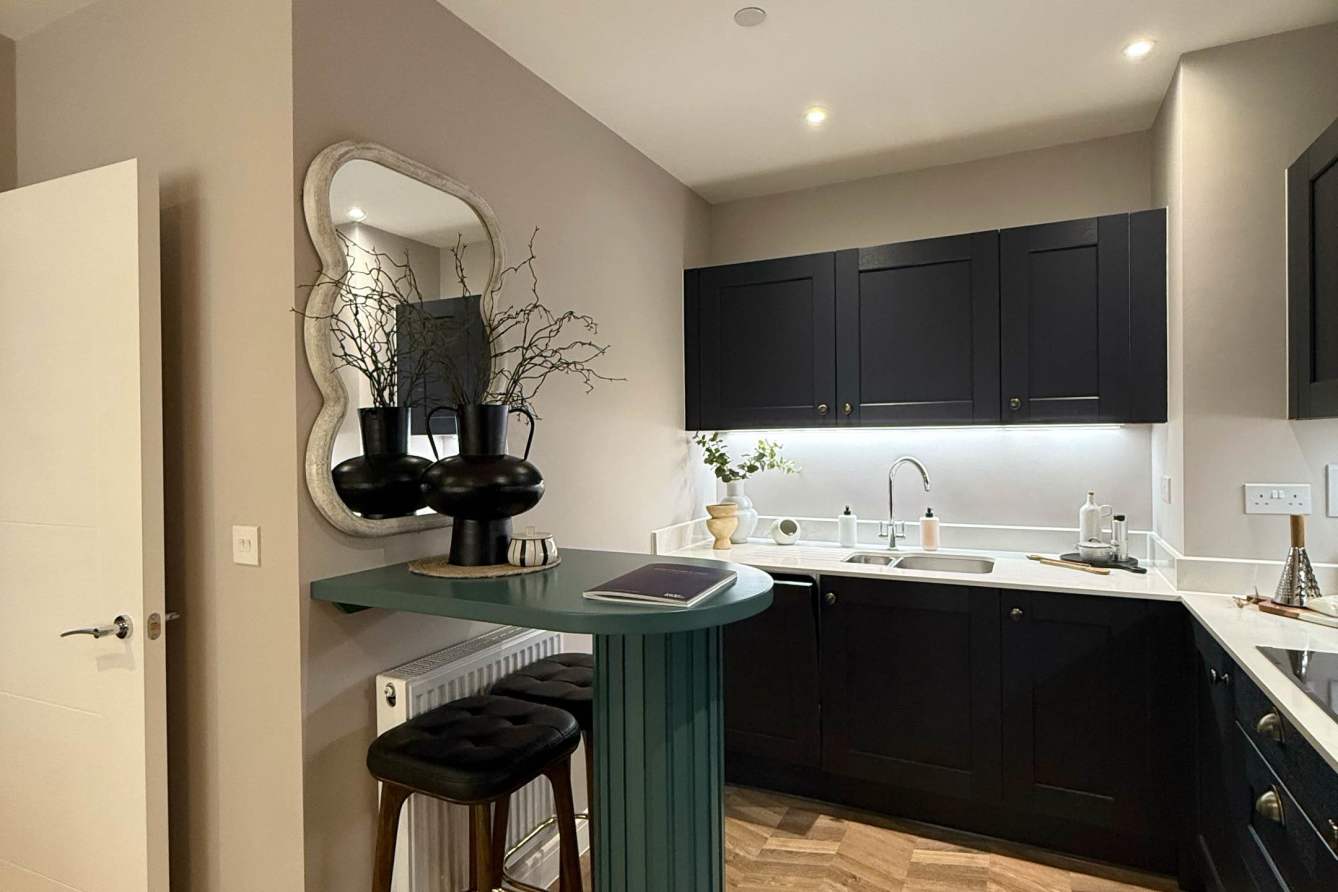 藍莎集團 - 英國樓盤、英國物業代理 | 英國買樓置業一站式服務